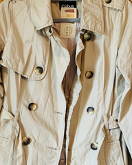 מעיל טרנצ׳ מתוק ועדין